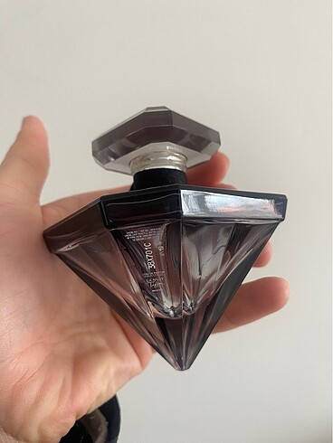 Beden Renk Lancome parfüm şişesi