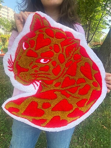 Beden Red Jaguar