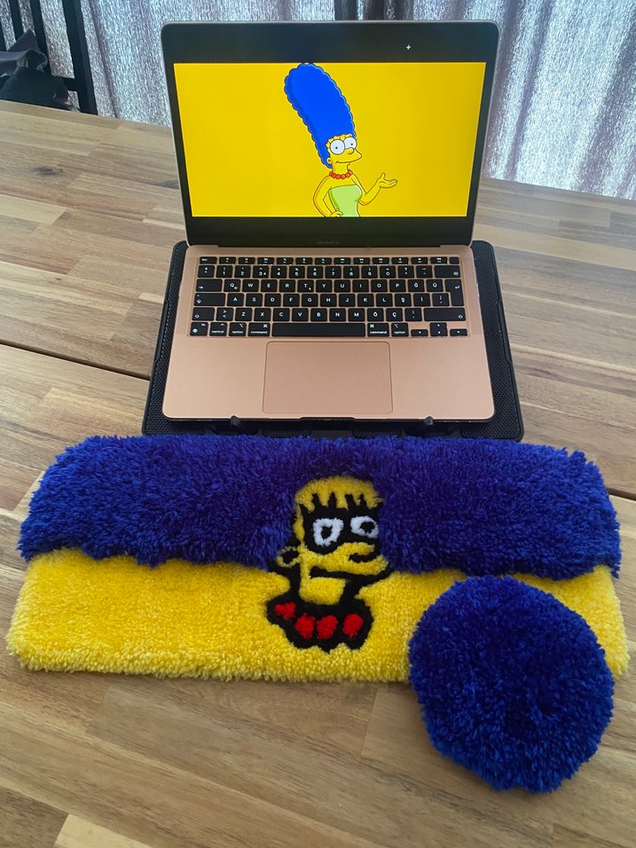 Simpsons keyboard rug - Görsel 4