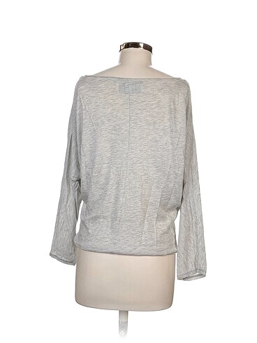 l Beden Zara Bluz %70 İndirimli.
