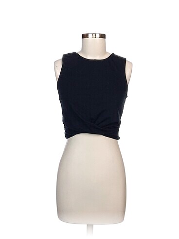 Stradivarius Bluz %70 İndirimli.