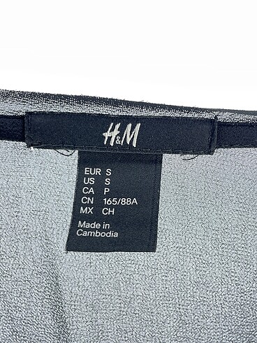 s Beden siyah Renk H&M Bluz %70 İndirimli.