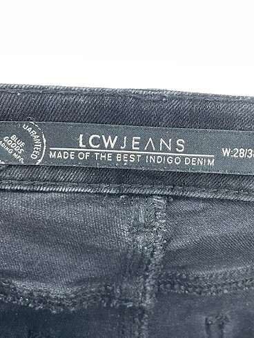 28 Beden siyah Renk LC Waikiki Jean / Kot %70 İndirimli.