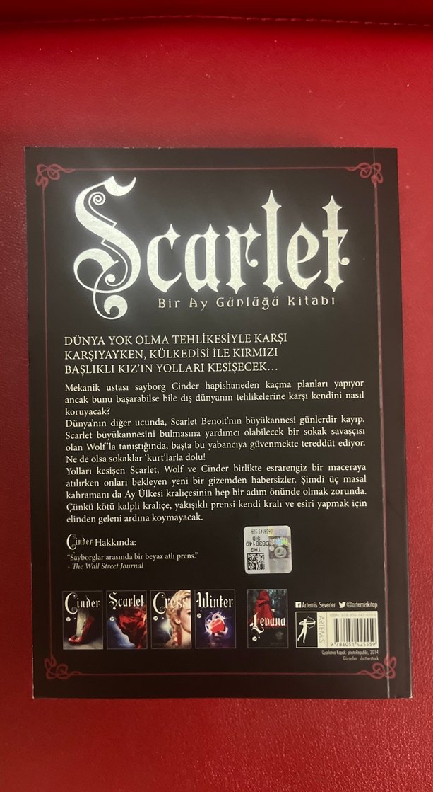 Scarlet - Bir Ay Günlüğü Kitabı - Görsel 2