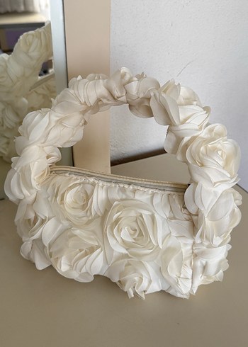 Beyaz Çiçekli Çanta - Görsel 2