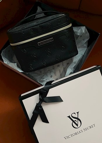 Victoria's Secret Makyaj Çantası - Görsel 2