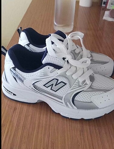 New Balance 530