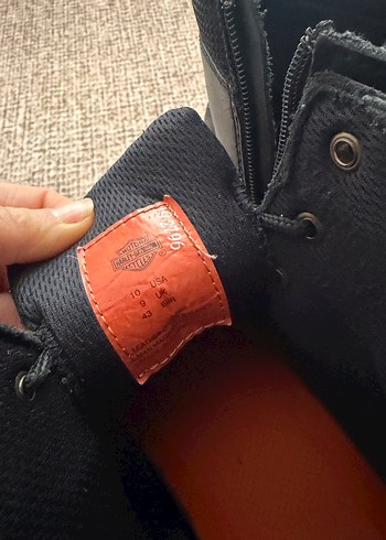 Siyah Deri Harley-Davidson Biker Bot - Görsel 2