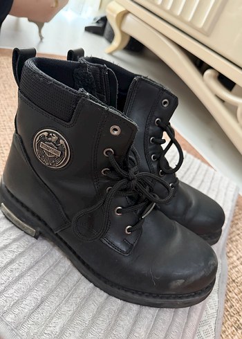 Siyah Deri Harley-Davidson Biker Bot - Görsel 4