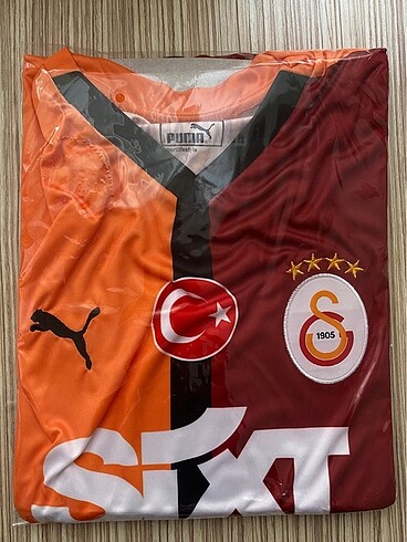 l Beden Galatasaray 2024/2025 İç Saha Forması