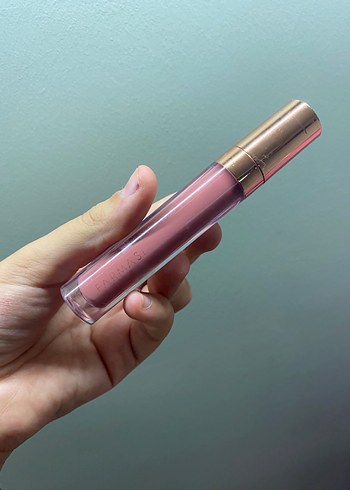 Pastel Bej Renk Sıvı Ruj