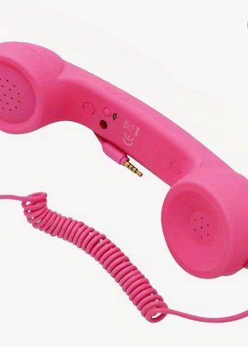Telefona bağlanan nostaljik telefon pembe