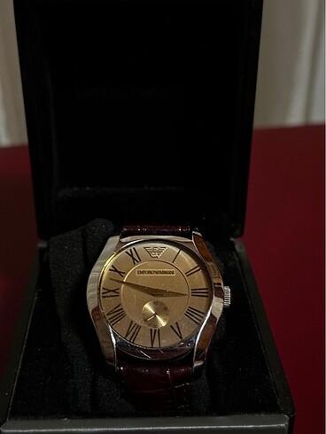 Armani Saat