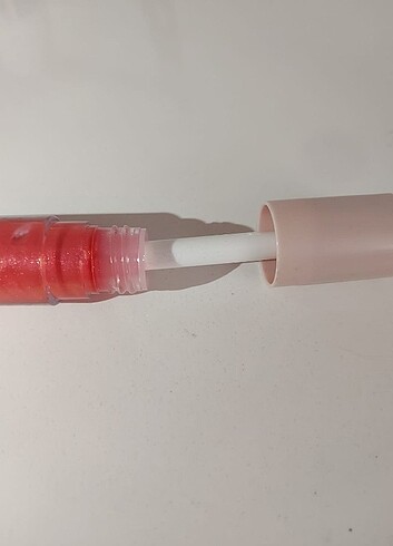 Maybelline Maybelline Kapatıcı ve Pastel Plump Gloss
