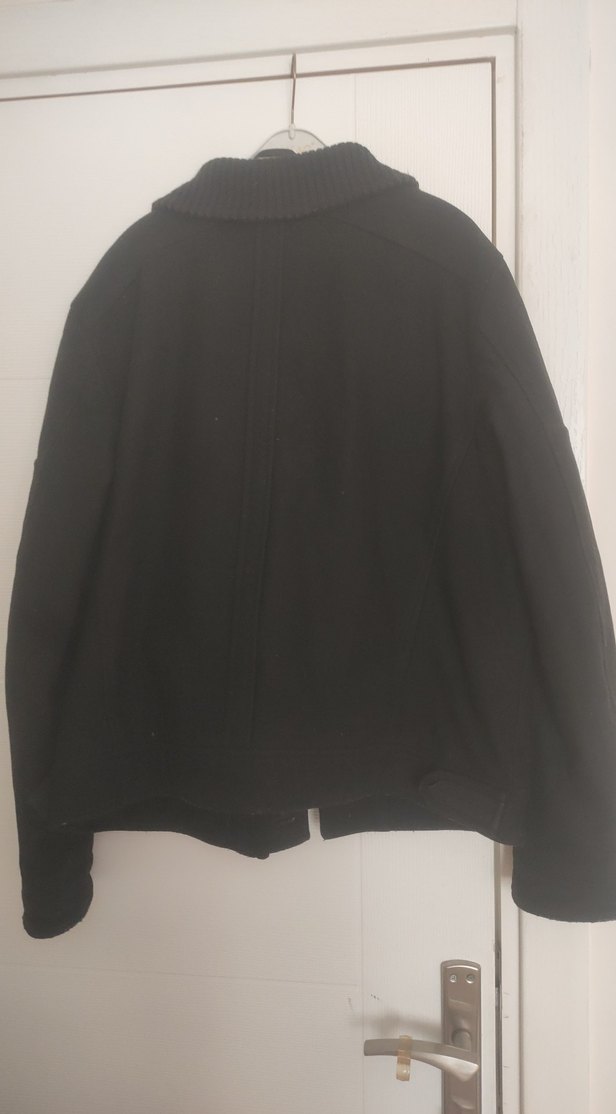 Erkek Siyah Düğmeli  kaşe kalın ağır mont en 59 cm boy 66 cm - Görsel 3