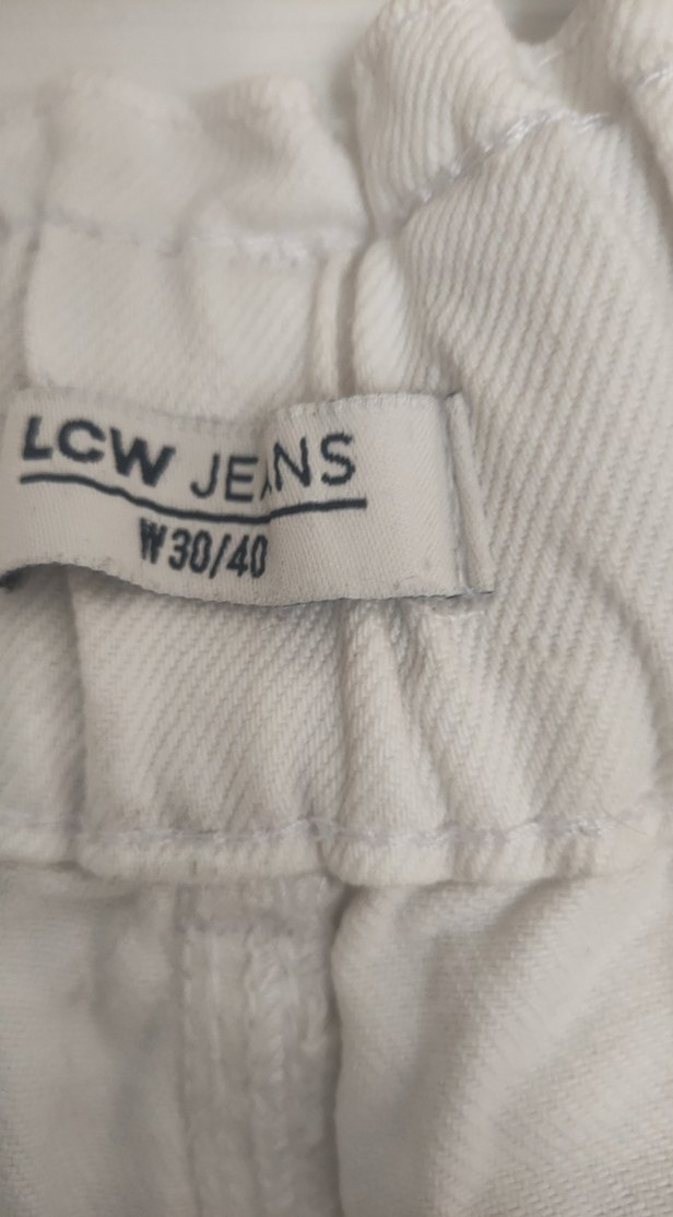 Beyaz Kemerli Loose Fit Midi Kadın Kot Pantolon - Görsel 2