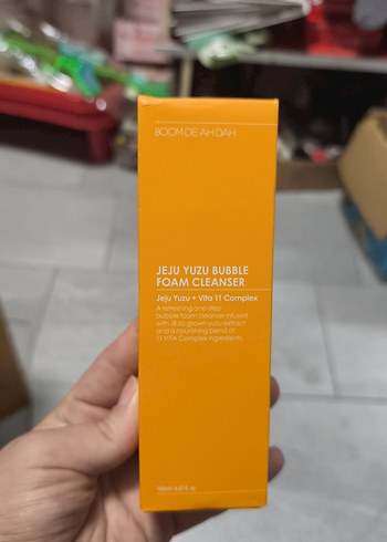 Jeju Yuzu Köpük Yüz Temizleyici