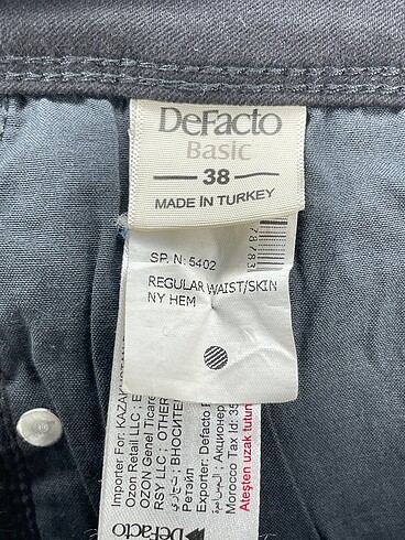 38 Beden siyah Renk Defacto Jean / Kot %70 İndirimli.