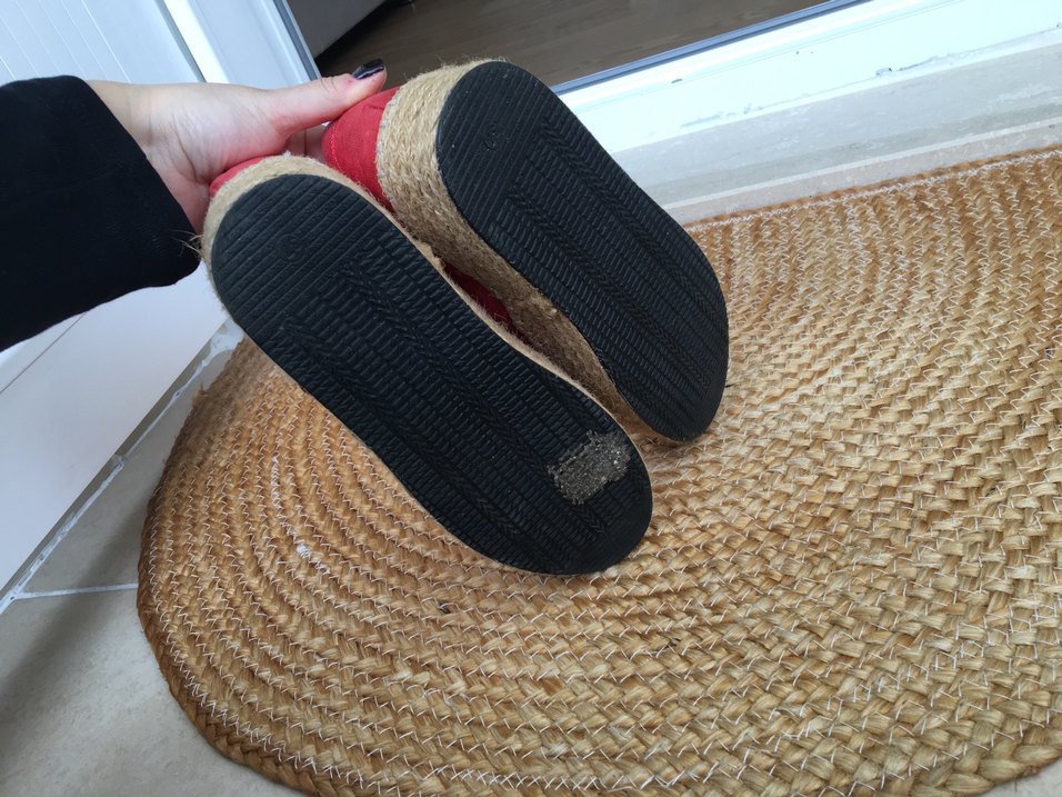 Kırmızı Hasır Ayakkabı - Görsel 4