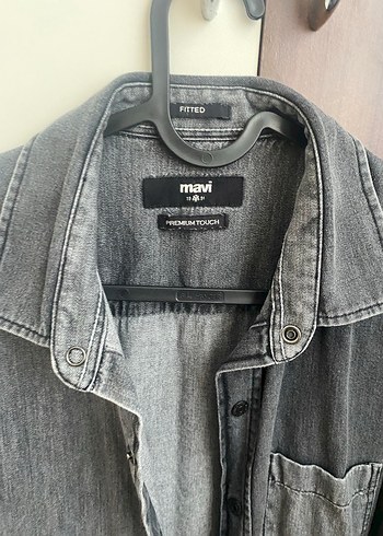 Gri Erkek Denim Gömlek Düğmeli - Görsel 2