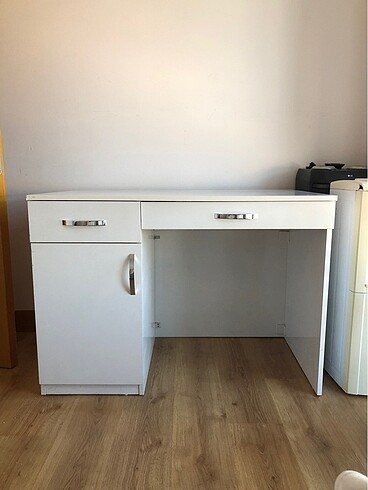 Ofis masası