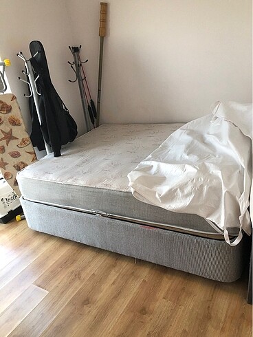 Ikea Çift kişilik yatak
