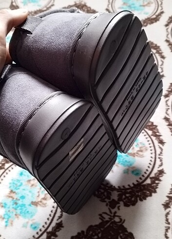 42,5 Beden Bayan gri ugg