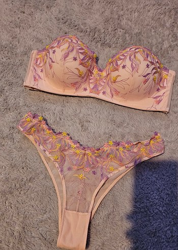 xl Beden Nakışlı Pembe Bohem Mini Sütyen Takımı