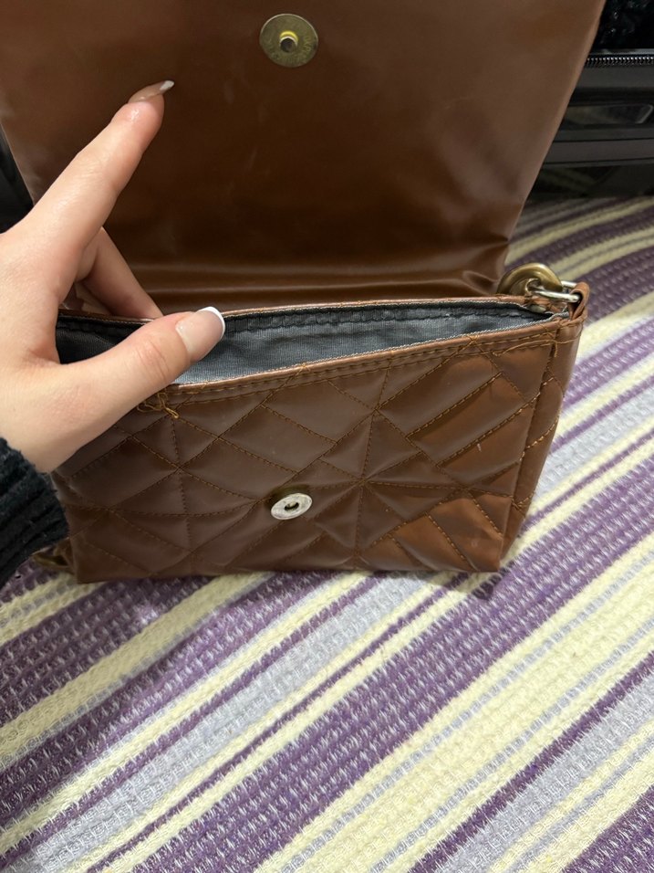 Zincir Detaylı Kahverengi Deri Kadın Çanta - Görsel 2