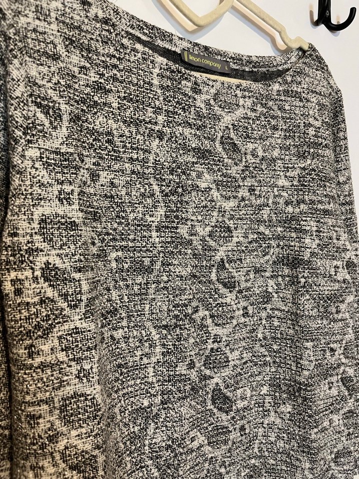 Gri Uzun Kollu sim Detaylı Kadın Kazak - Görsel 2