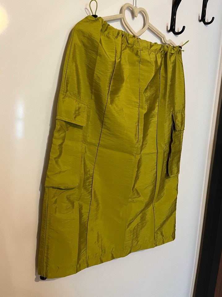 Yağ yeşili parlak yazlık etek - Görsel 4