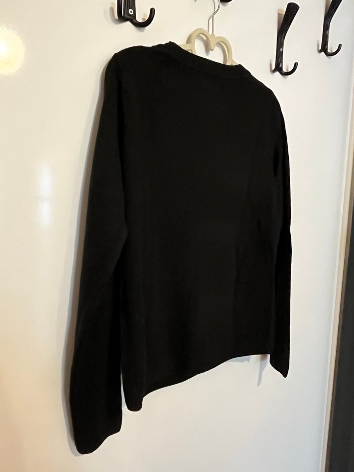 Siyah V Yaka Kadın Oversize Kazak - Görsel 3