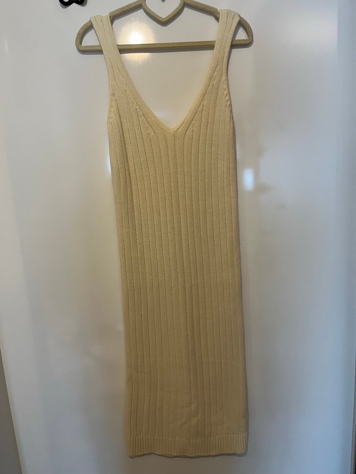 Bej V Yaka Kolsuz Triko Midi Elbise - Görsel 2