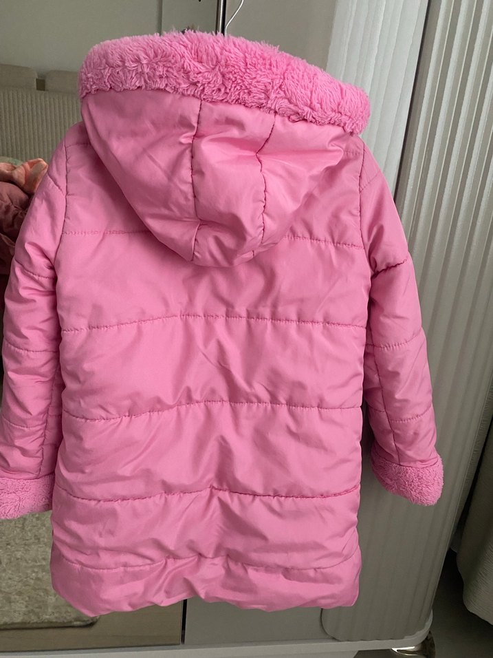 Kız Çocuk Pembe Peluş Detaylı Mont - Görsel 5