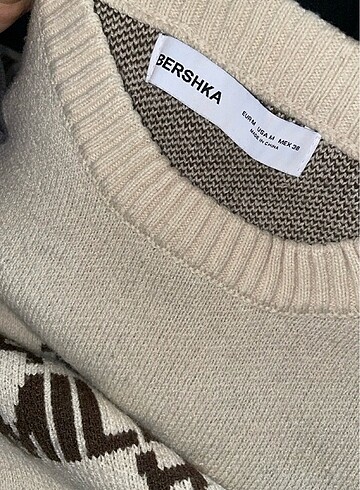 m Beden ten rengi Renk bershka kazak