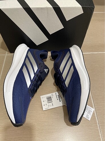 41 Beden lacivert Renk Adidas runblaze M 40,5 numara