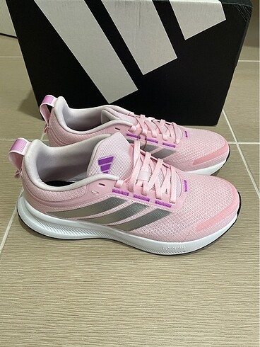 38 Beden pembe Renk Adidas runblaze W 38 numara