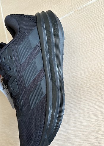 Siyah Adidas Galaxy 7 Erkek Koşu Ayakkabısı - Görsel 2