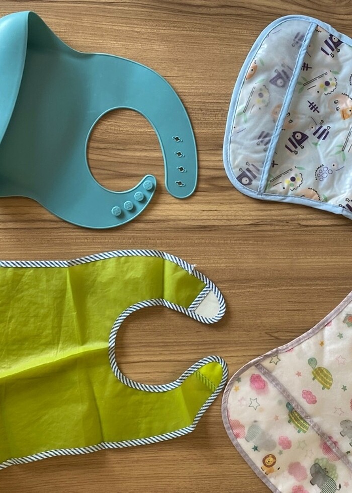 Oioi silikon önlük - Görsel 2