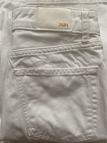 Zara beyaz yırtıklı jean