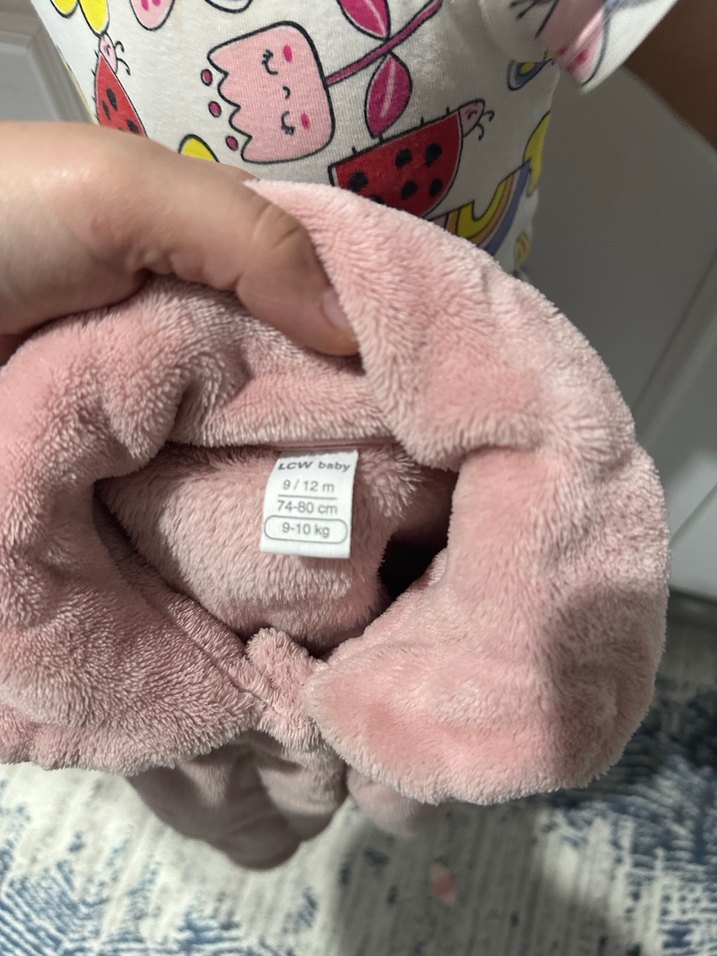 Kız Çocuk Pembe Kürklü Mont - Görsel 3