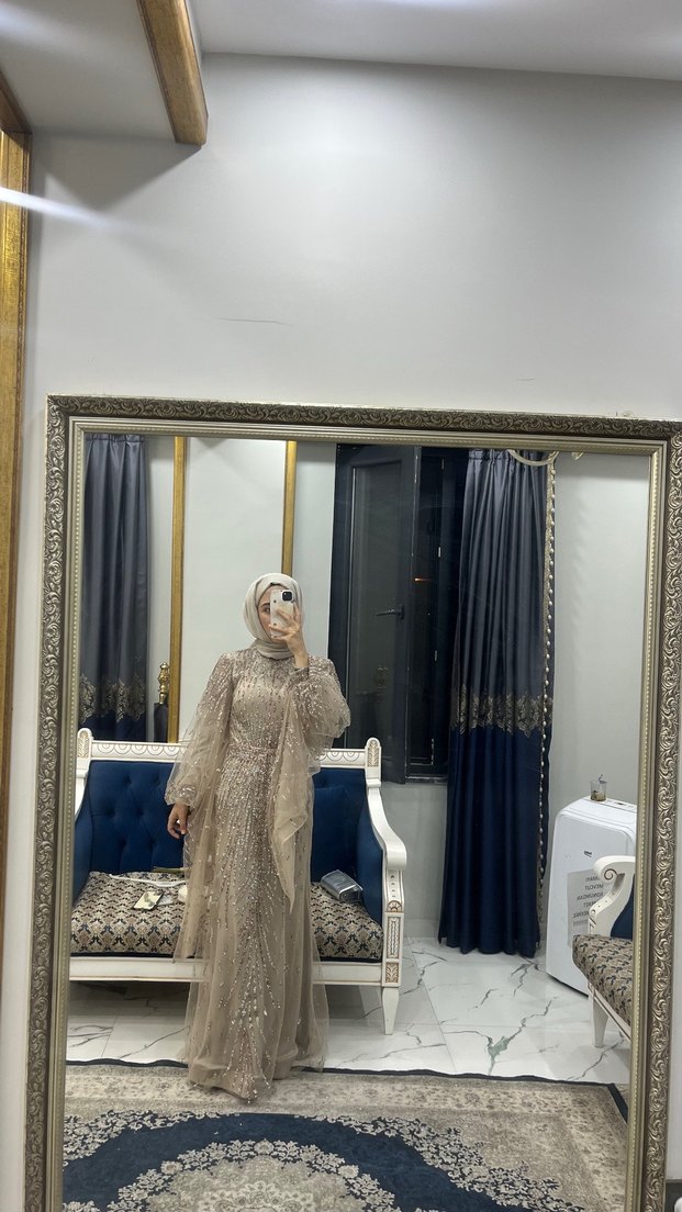 Krem Uzun  Çiçek Desenli balık model  Kadın Elbise - Görsel 2