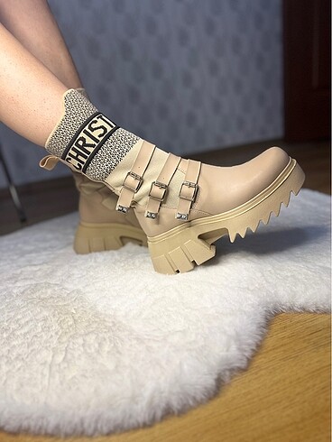 40 Beden ten rengi Renk Christian Dior