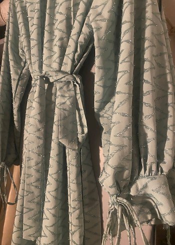 Su yeşili elbise - Görsel 3