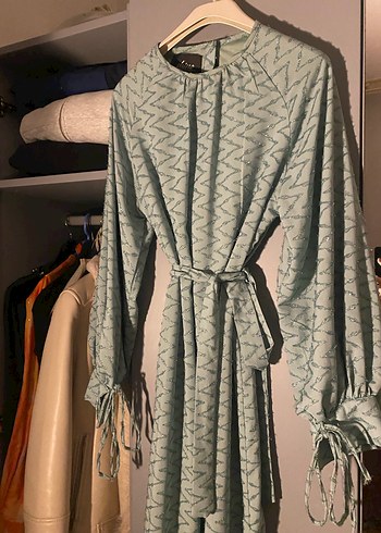 Su yeşili elbise - Görsel 2