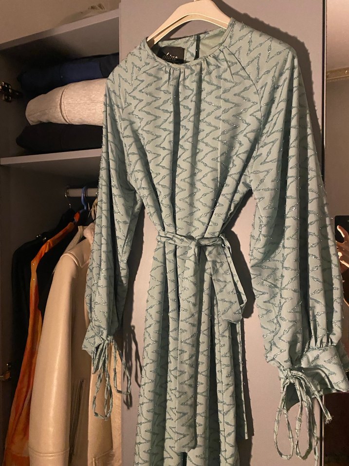 Su yeşili elbise - Görsel 2