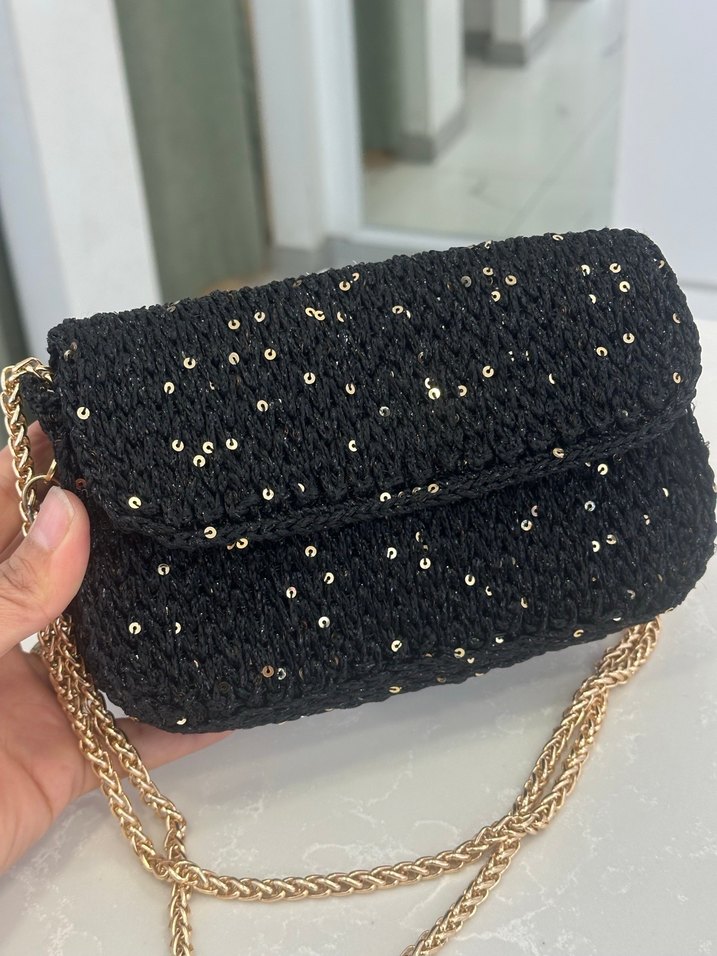 Pul Detaylı Siyah Örgü Kadın Çanta - Görsel 2