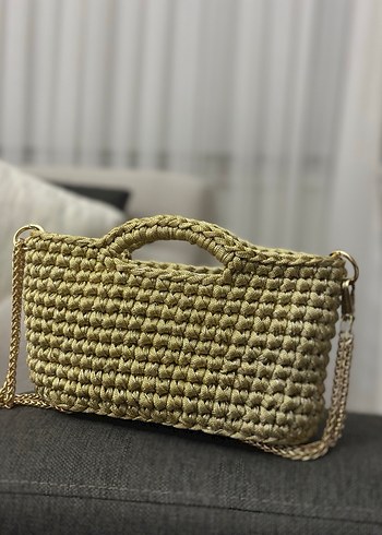 Zincir Detaylı Gold Örgü Kadın Çanta - Görsel 2