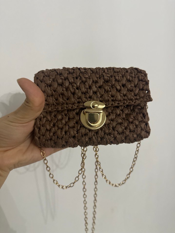 Zincir Detaylı Örgü Kahverengi Kadın Çanta - Görsel 3