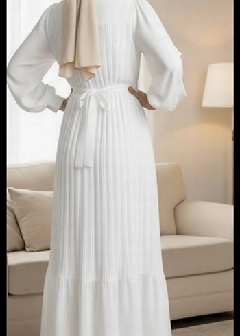 Uzun Beyaz Pilili Kadın Elbise - Görsel 5